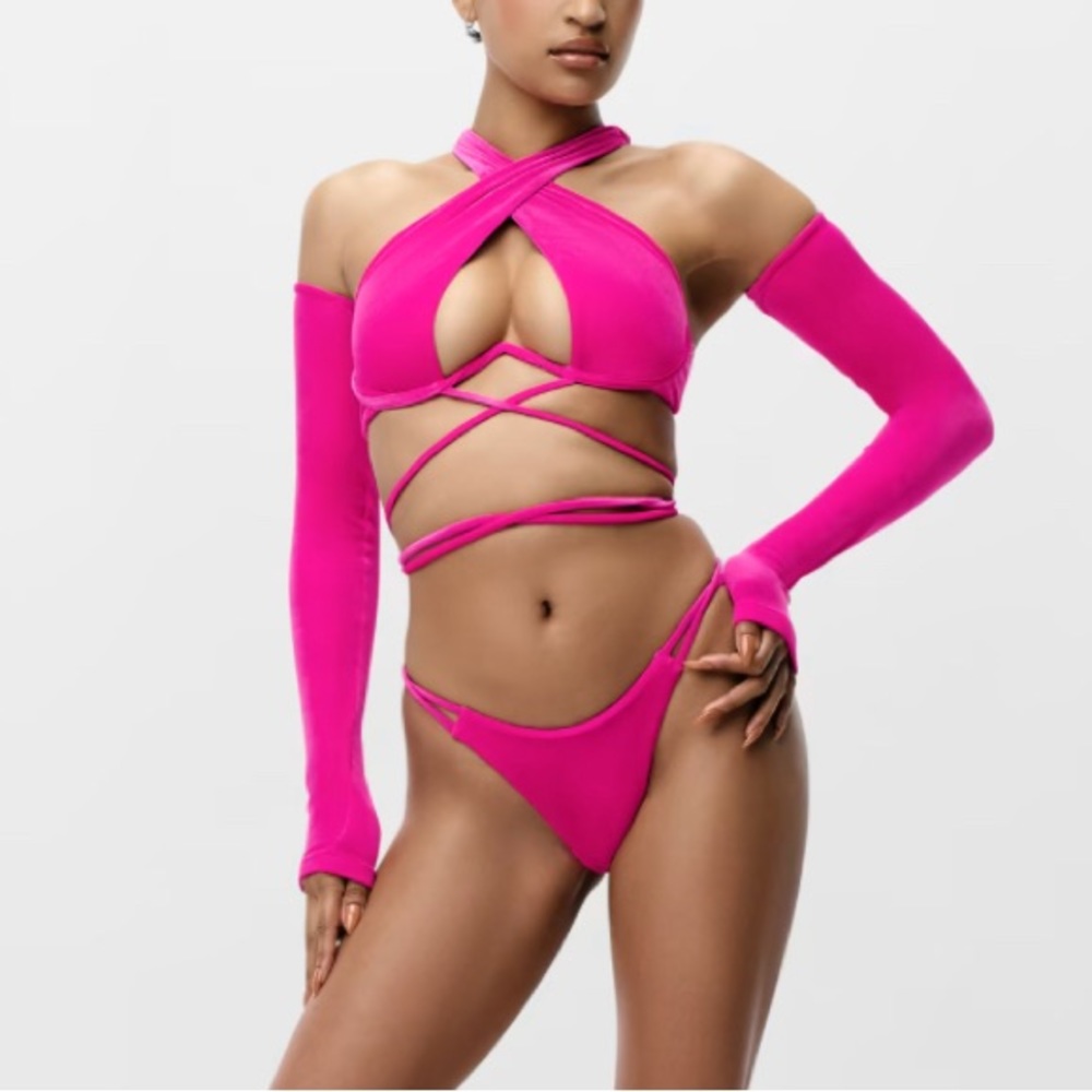 IVY PARK CRISSCROSS SWIM TOP